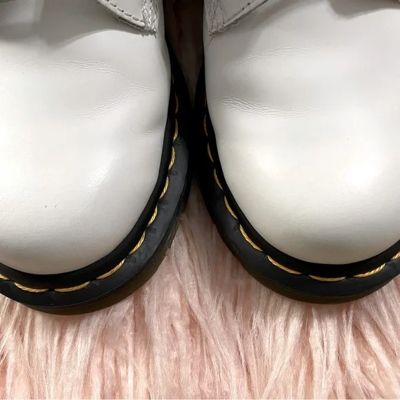 Dr. Martens 1460 W Smooth - Picture 7 of 12
